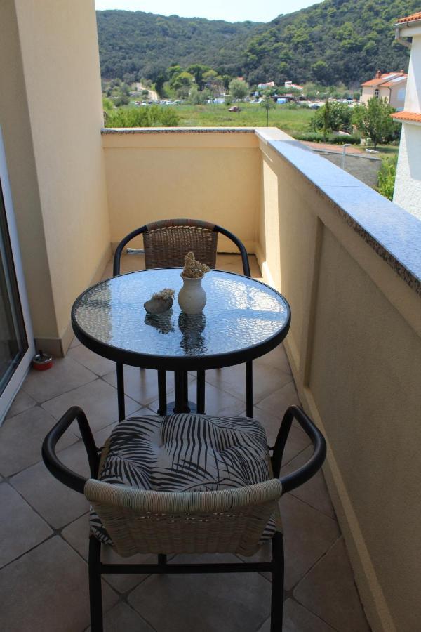 Apartments Kampor Damira Rab Town Exterior foto